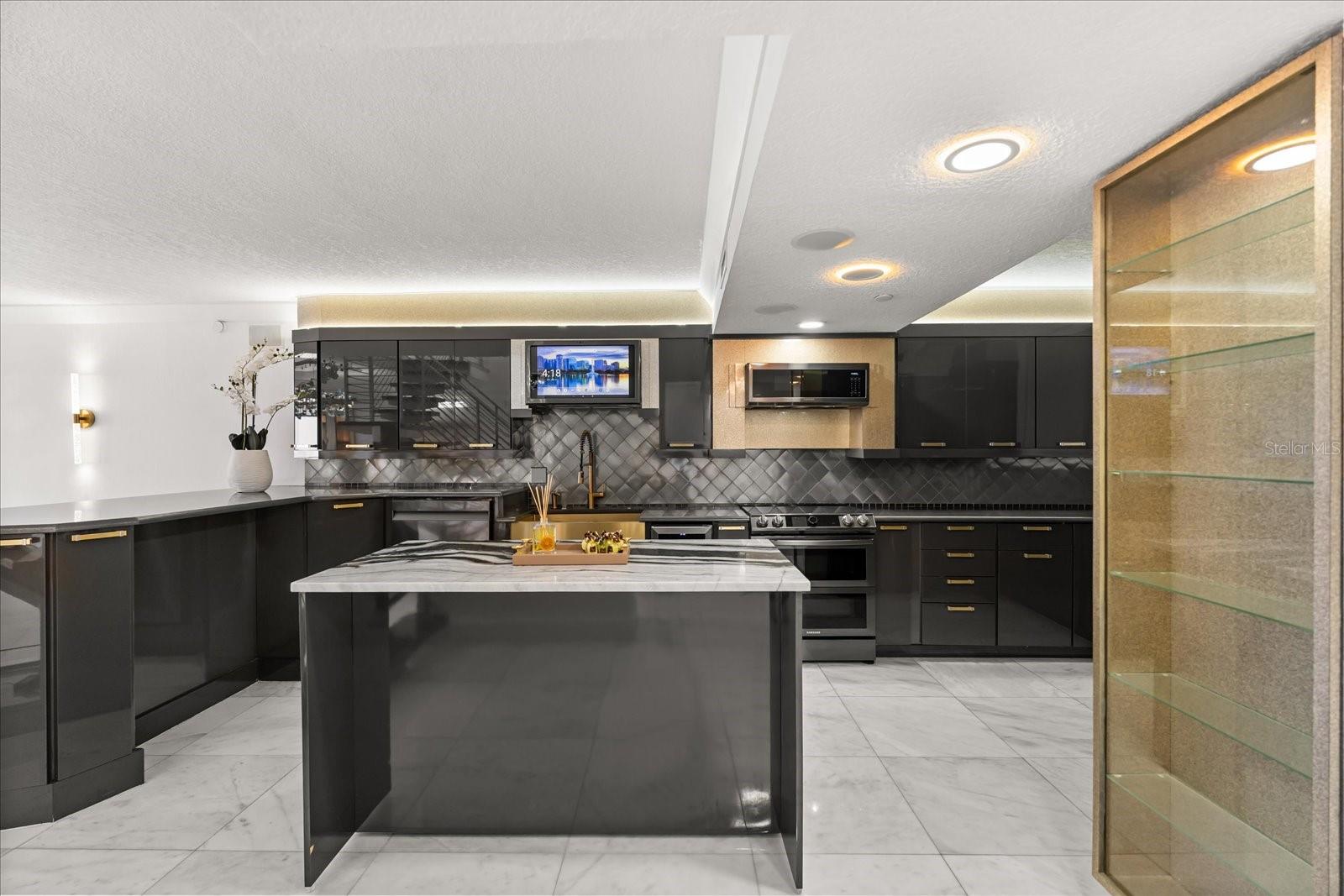 530 EAST CENTRAL CONDO - Residential