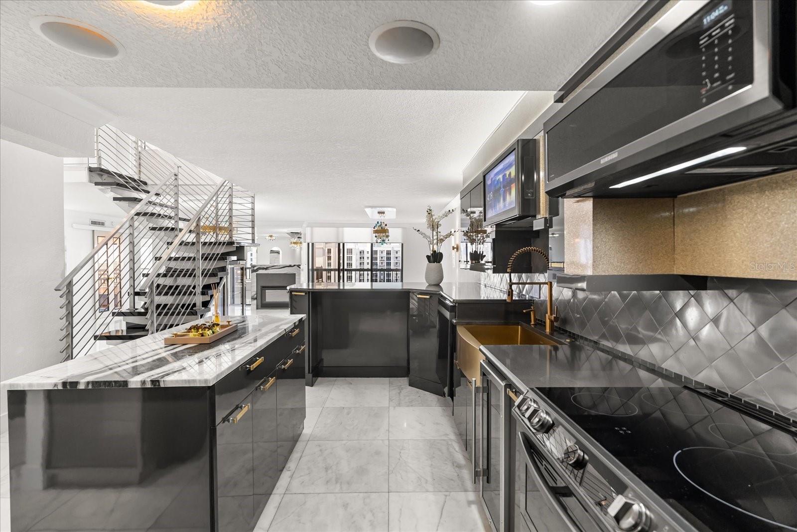 530 EAST CENTRAL CONDO - Residential