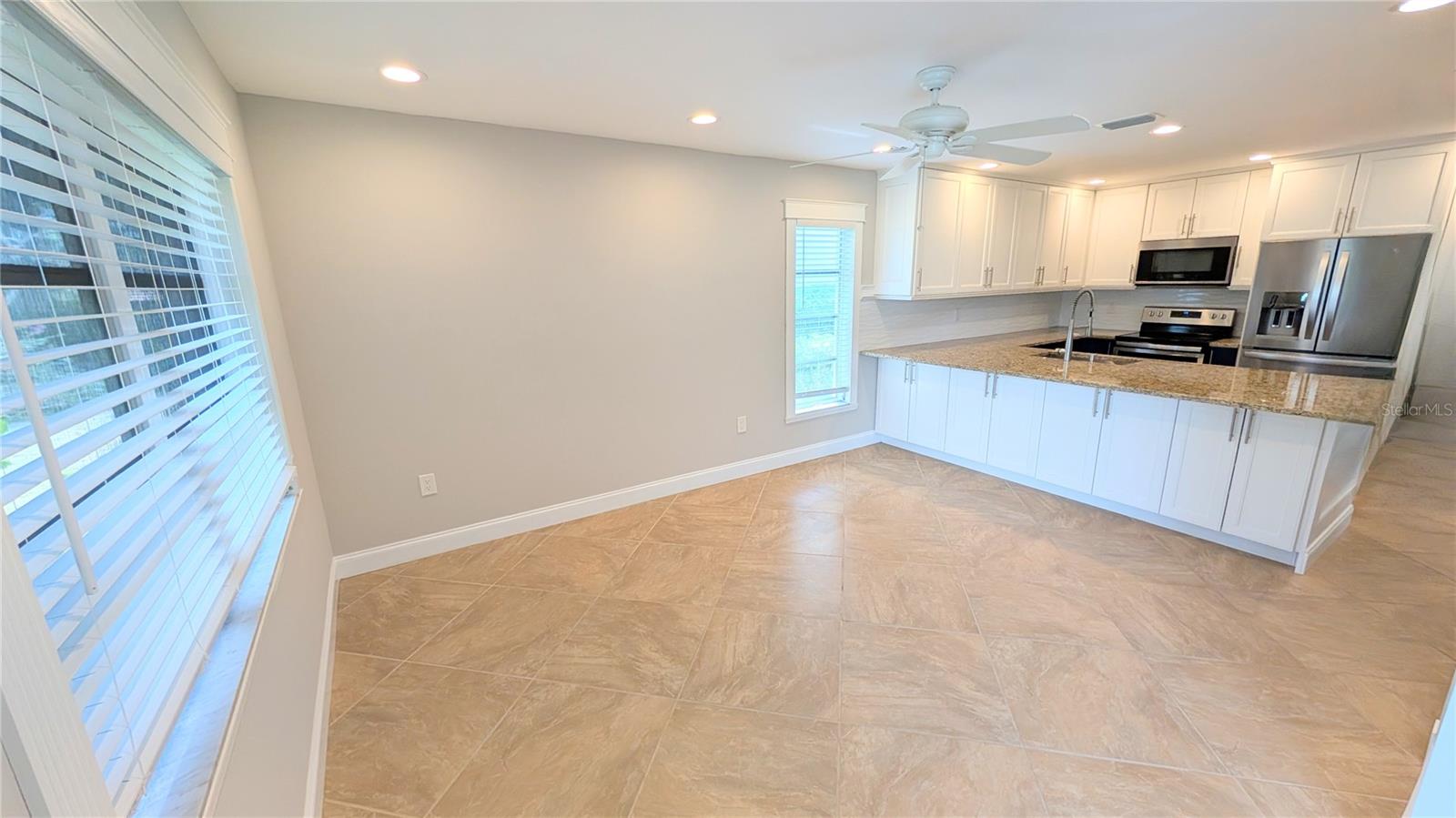 VILLAGE PLAZA SEC 4 - Residential