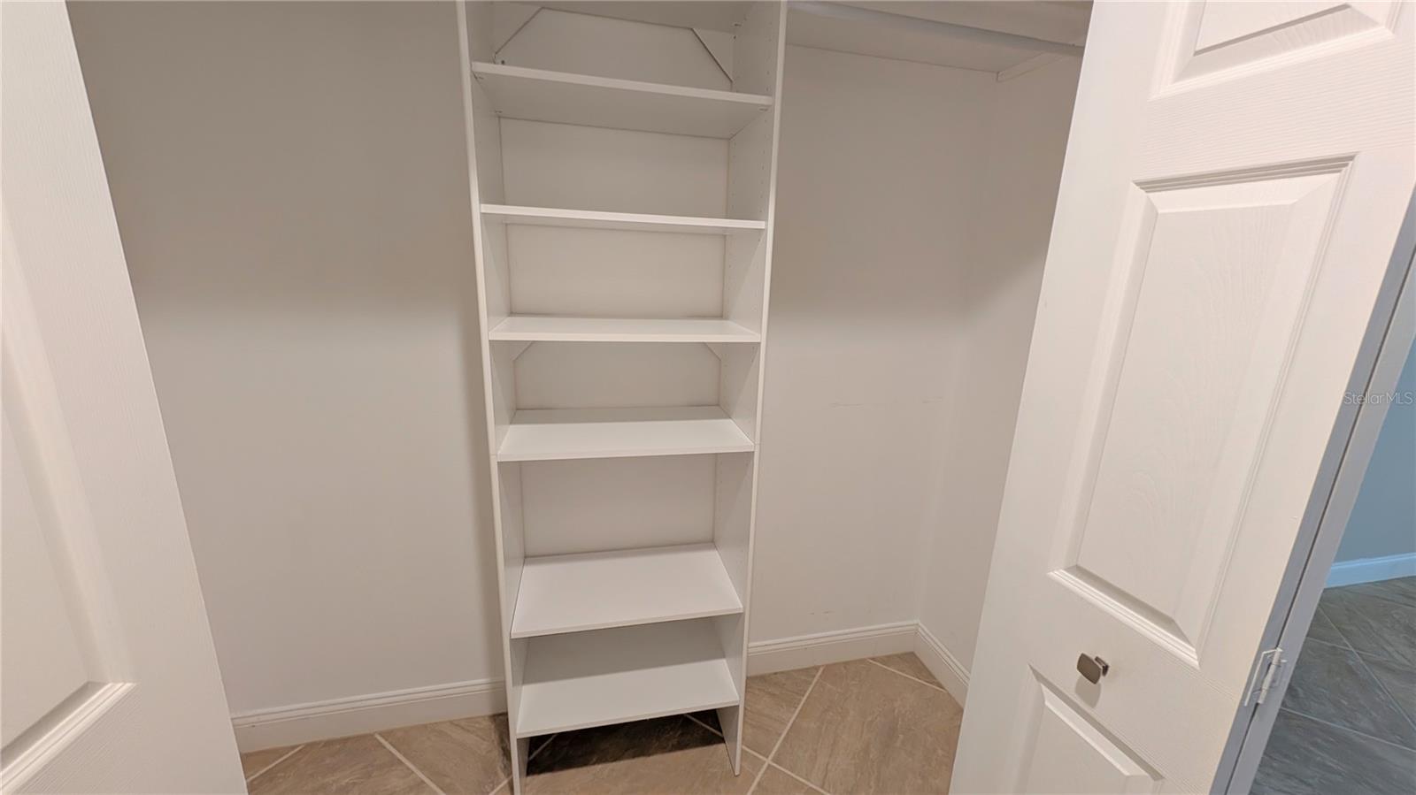 VILLAGE PLAZA SEC 4 - Residential