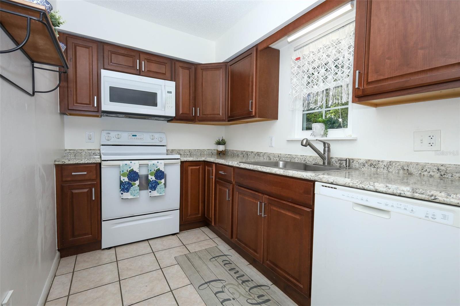 ARCADIA TERRACE - Residential