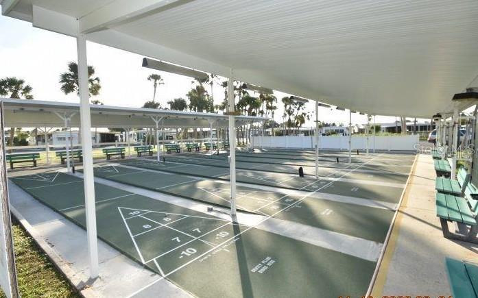 VENICE ISLE - Residential