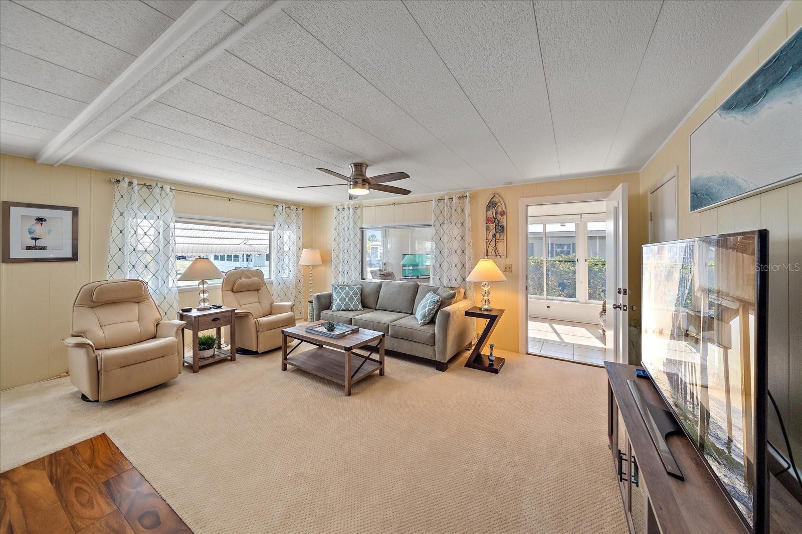 VENICE ISLE - Residential