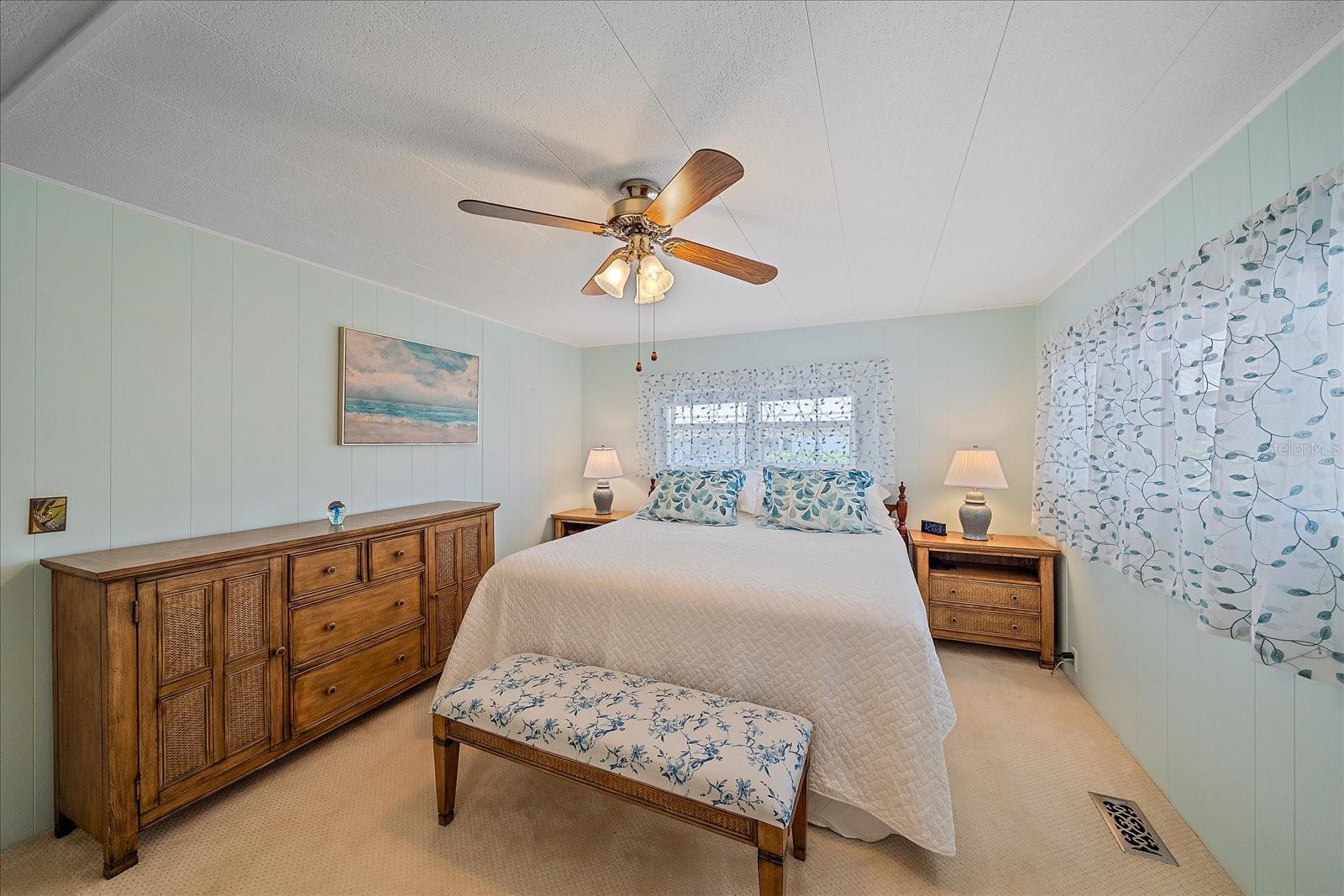 VENICE ISLE - Residential