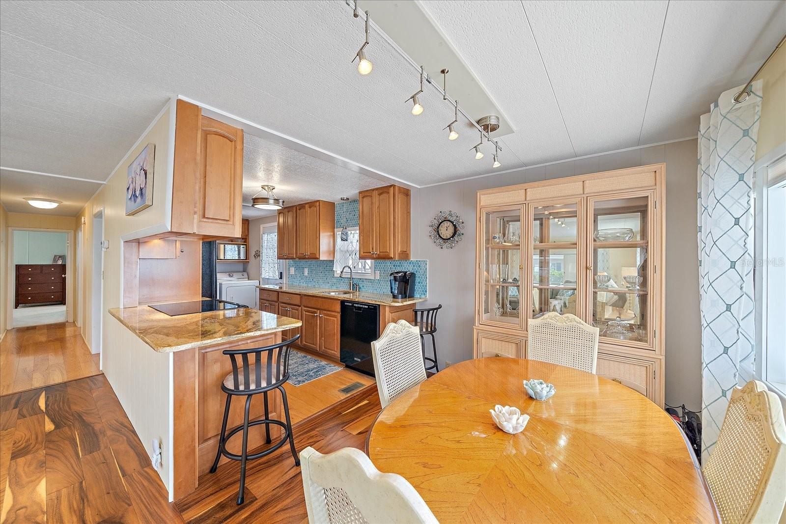 VENICE ISLE - Residential