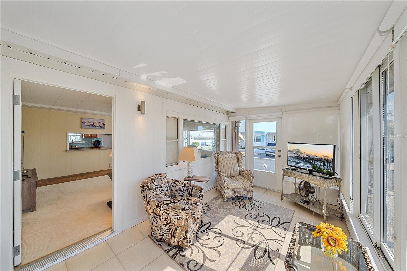 VENICE ISLE - Residential