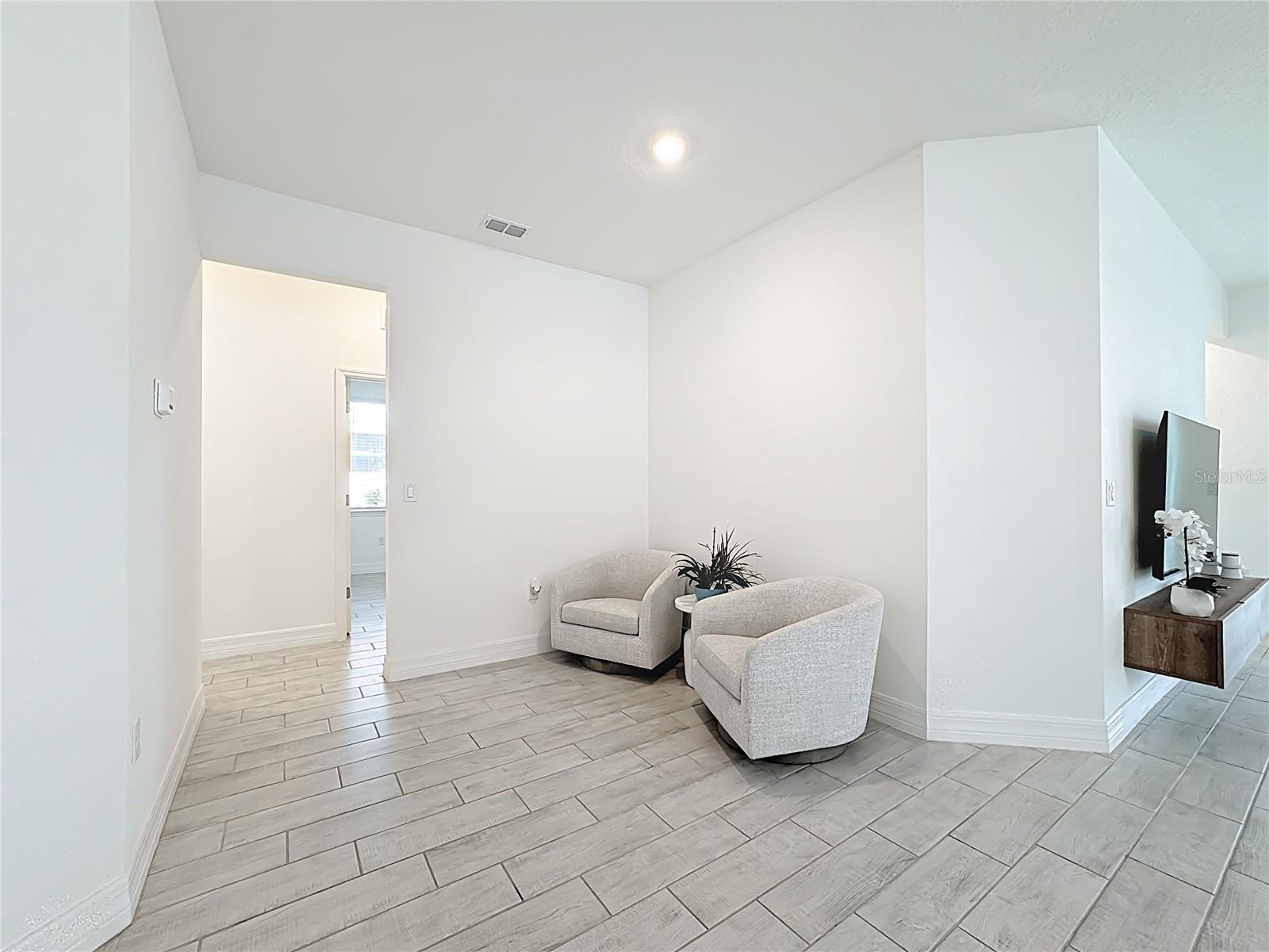 PRAIRIE OAKS - Residential Lease