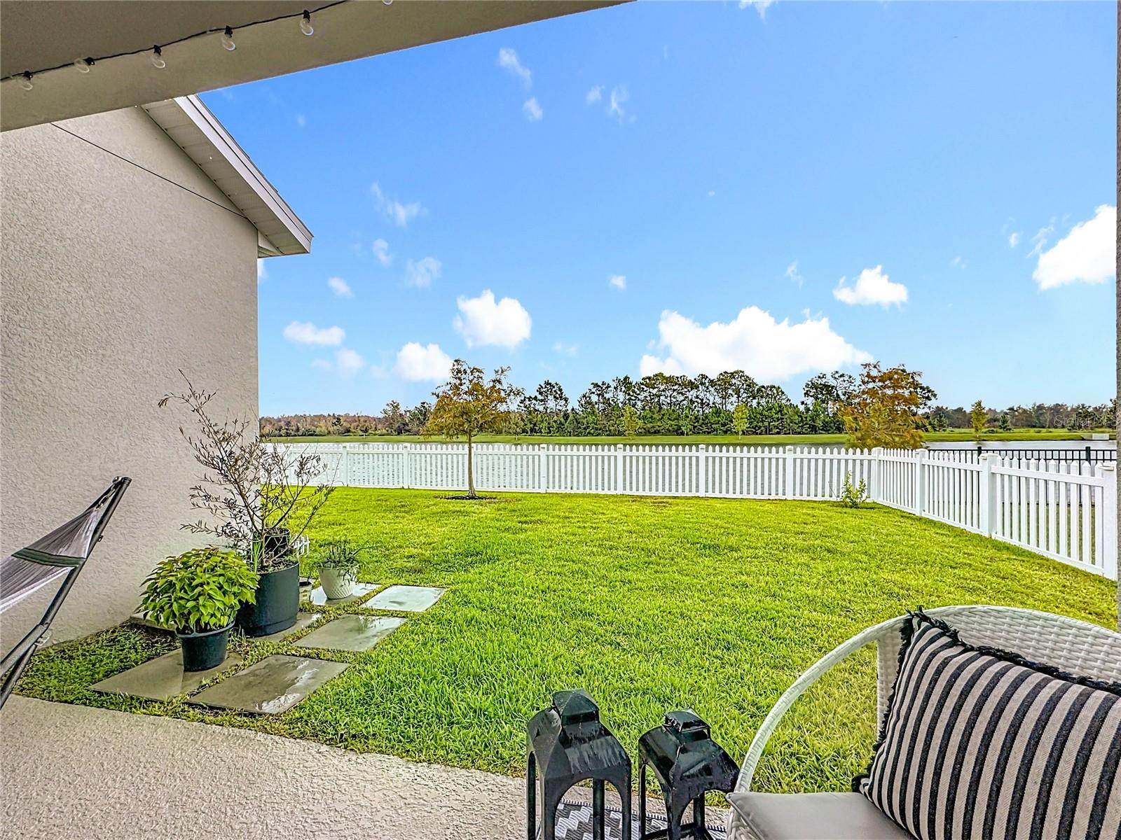 PRAIRIE OAKS - Residential Lease