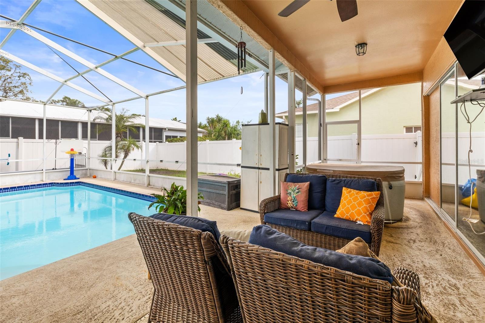 12040 PENZANCE LANE