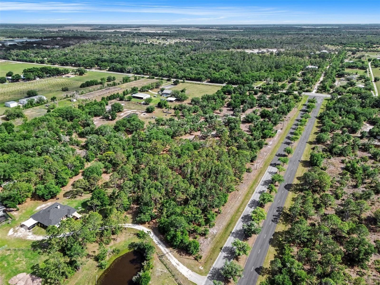 WINDING CREEK - Land