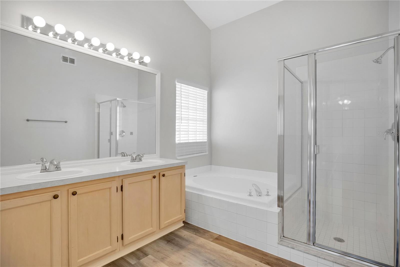 COLONY COVE - Residential