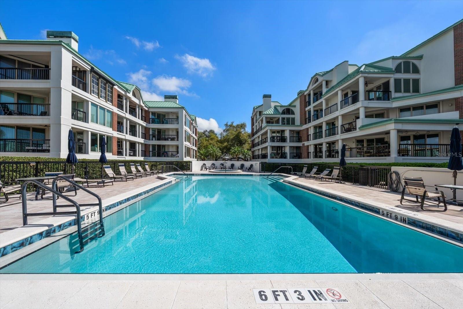 SEDDON COVE A CONDO PHAS - Residential