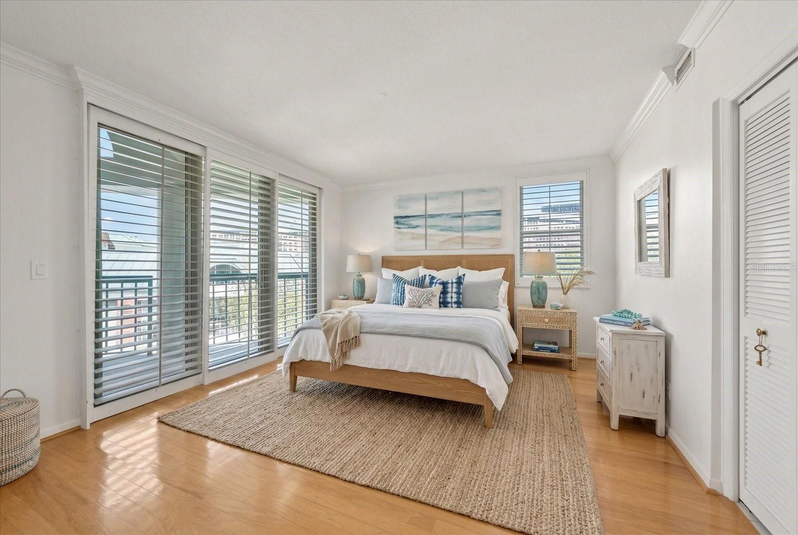 SEDDON COVE A CONDO PHAS - Residential