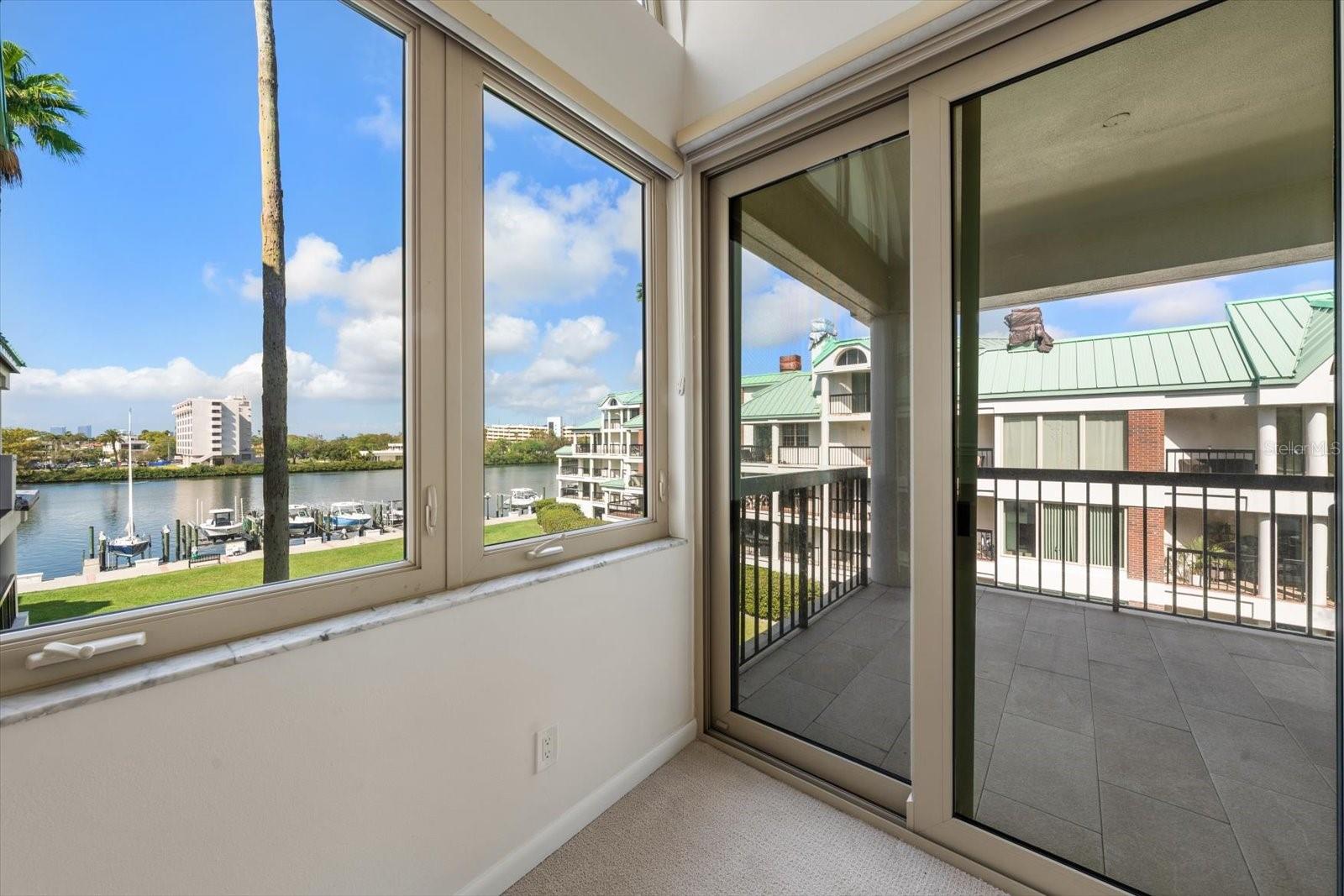 SEDDON COVE A CONDO PHAS - Residential