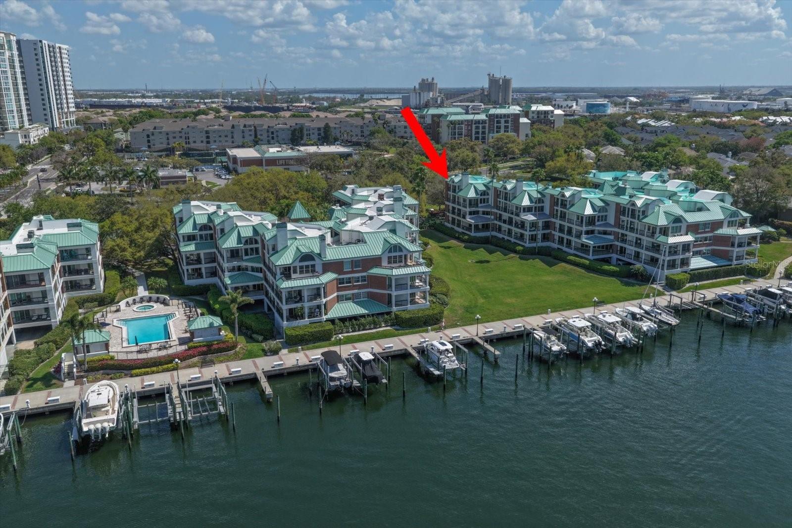 SEDDON COVE A CONDO PHAS - Residential