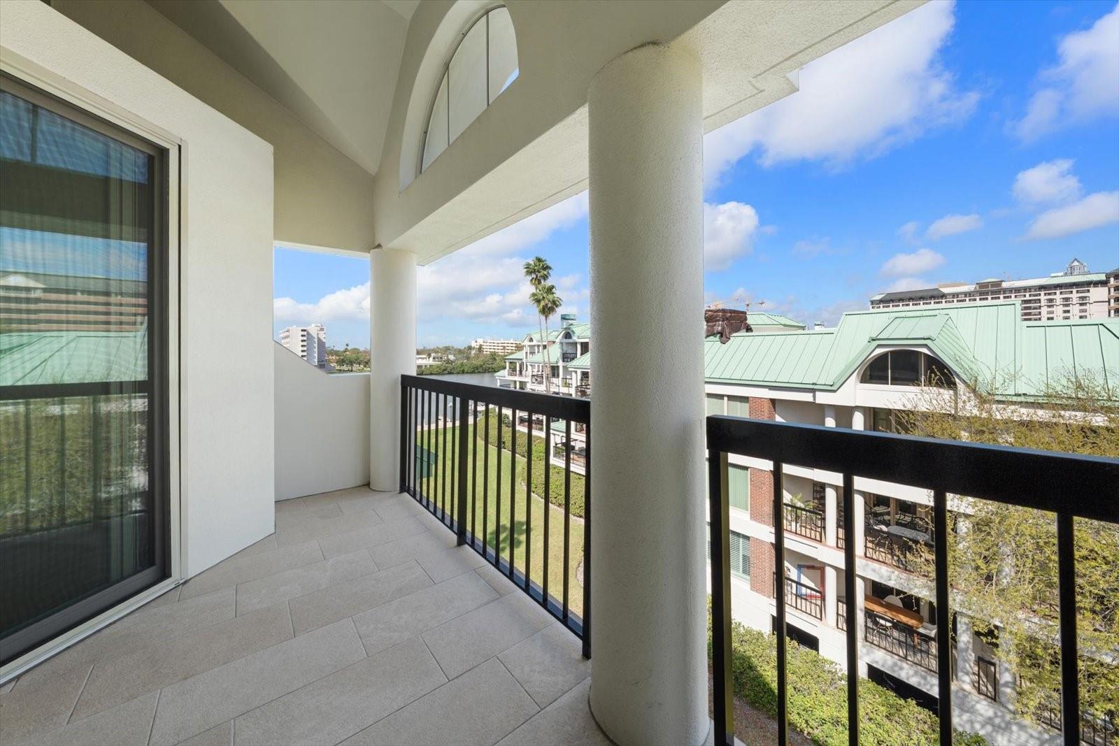 SEDDON COVE A CONDO PHAS - Residential