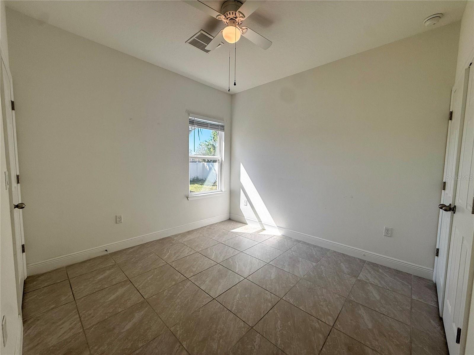 MOSS OAKS - Residential