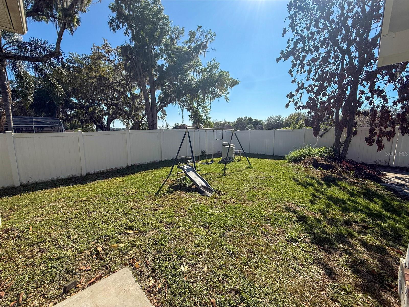 MOSS OAKS - Residential