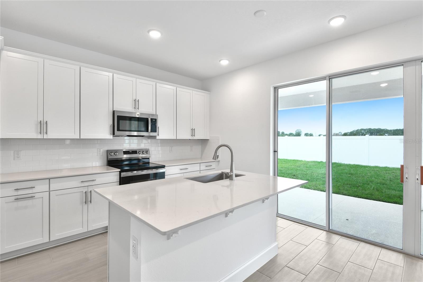 SEASONS AT WATERSTONE - Residential