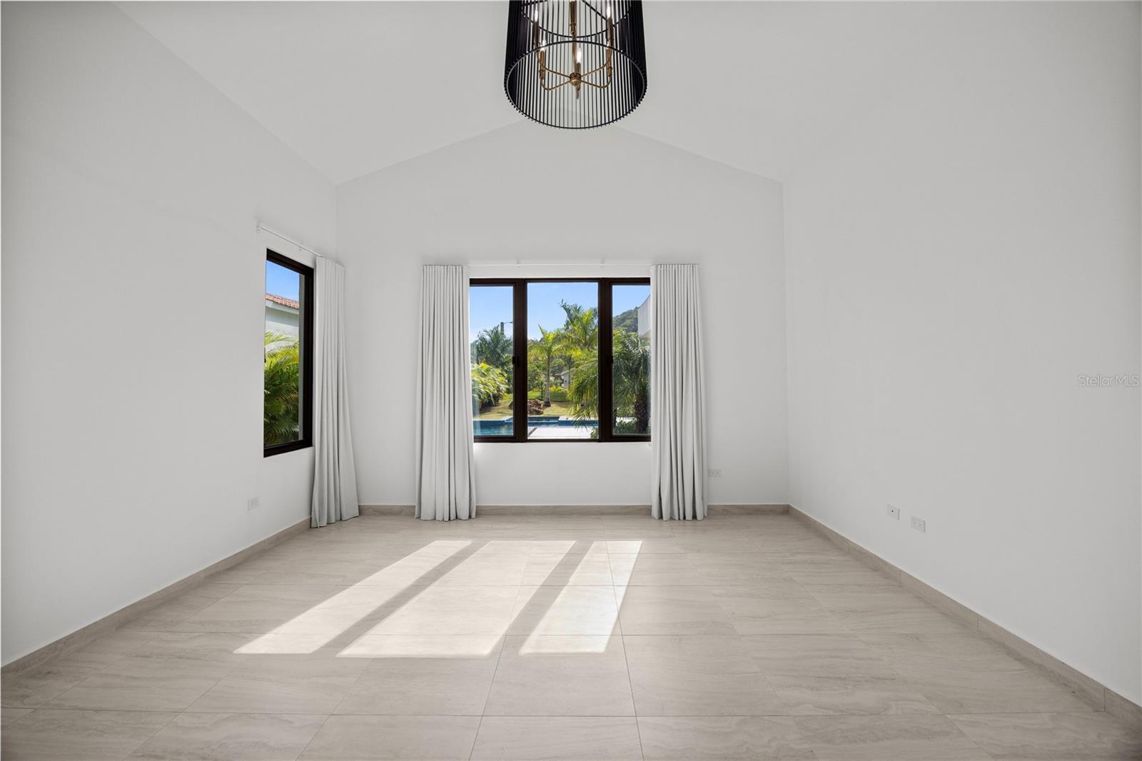 SABANRA DE DORADO - Residential