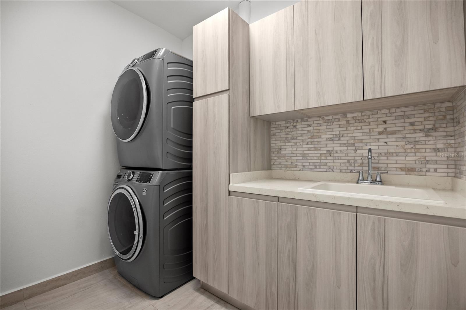 SABANRA DE DORADO - Residential