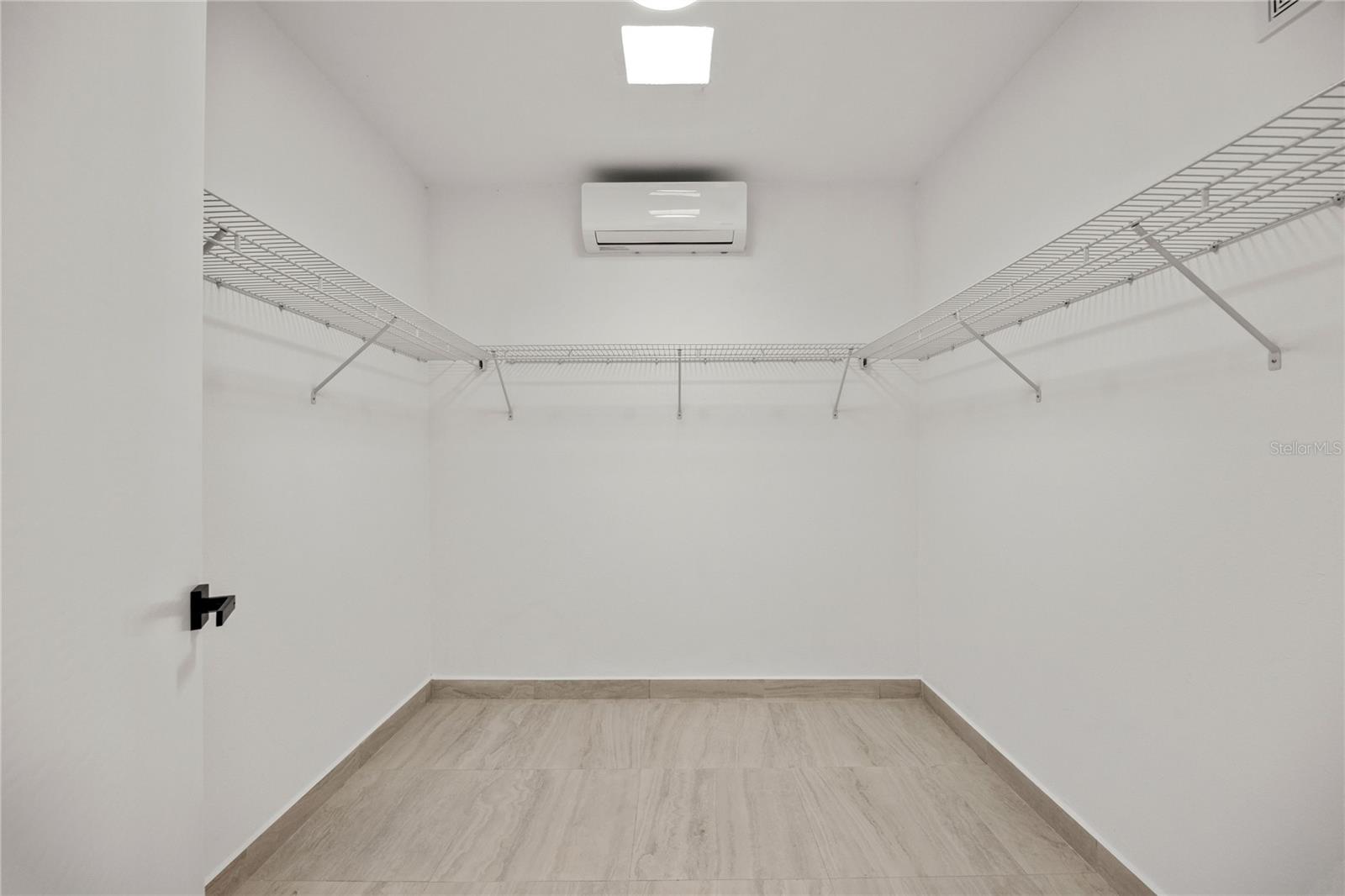 SABANRA DE DORADO - Residential