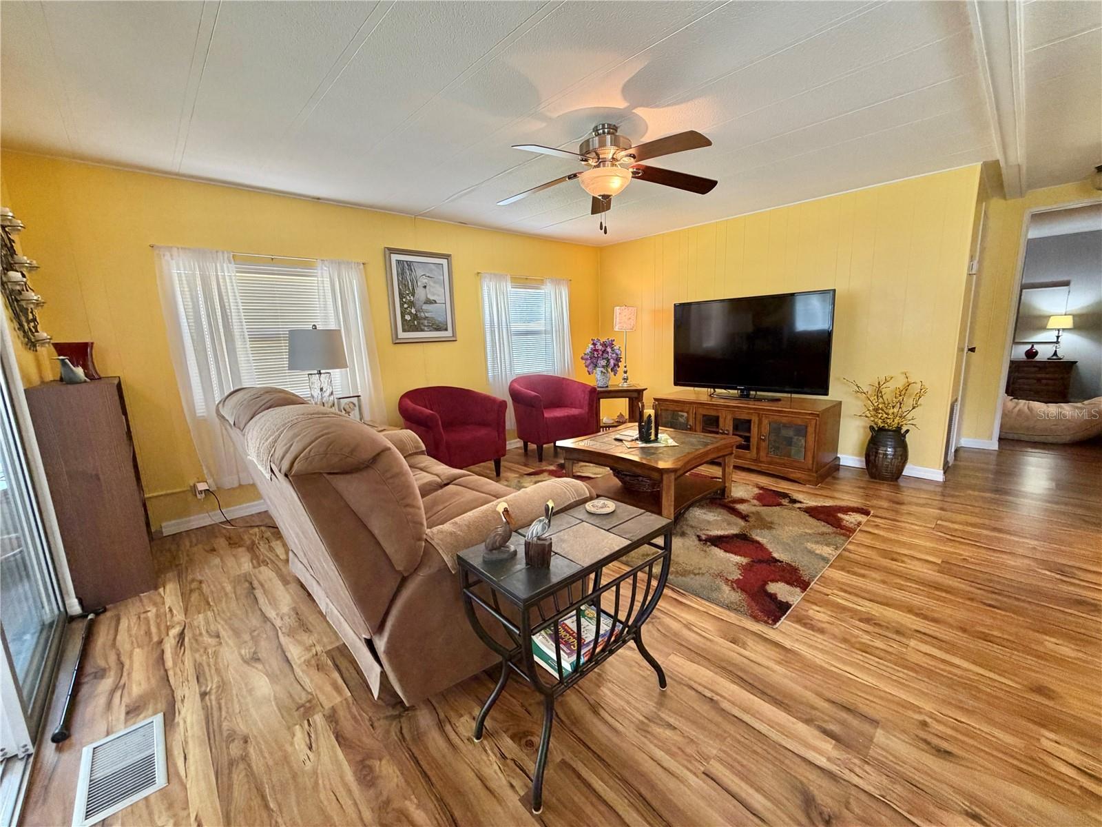 HAWTHORNE AT LEESBURG A COOP - Residential