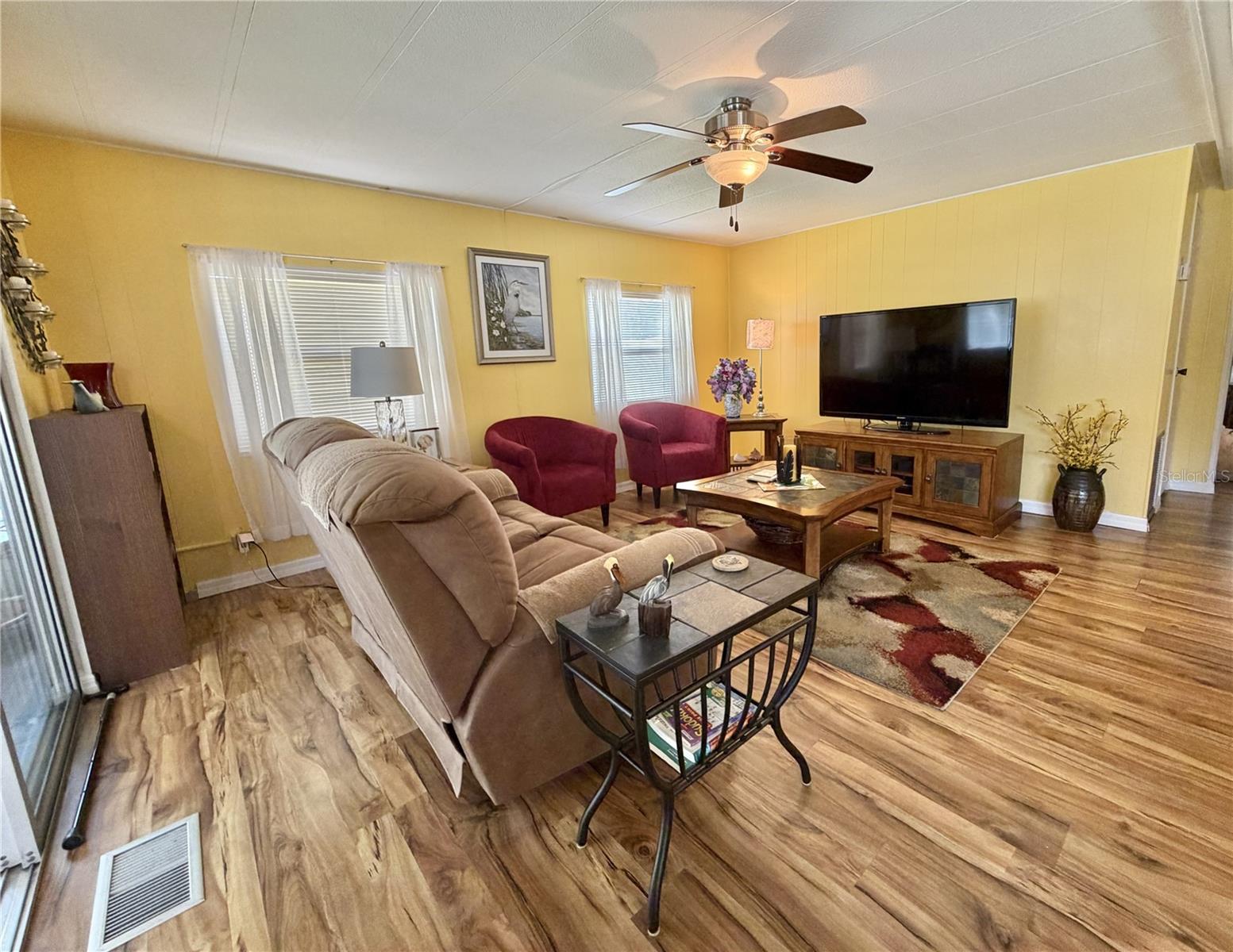 HAWTHORNE AT LEESBURG A COOP - Residential
