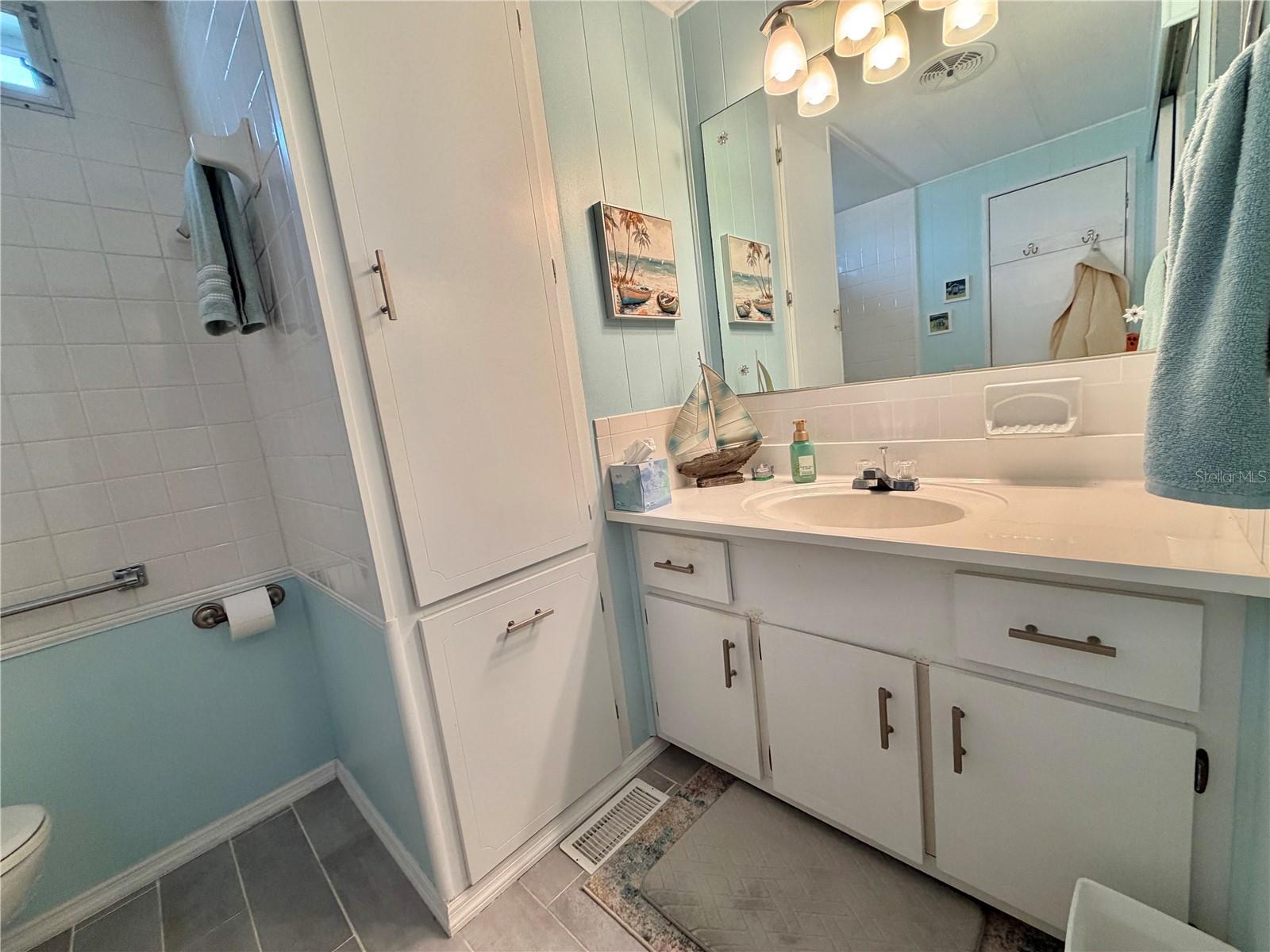 HAWTHORNE AT LEESBURG A COOP - Residential