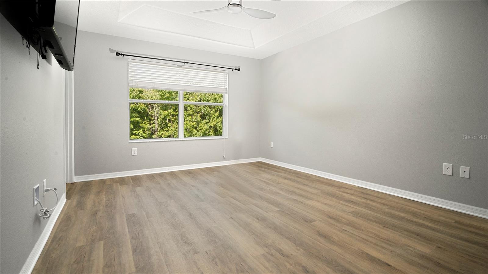 11163 SAVANNAH LANDING CIRCLE