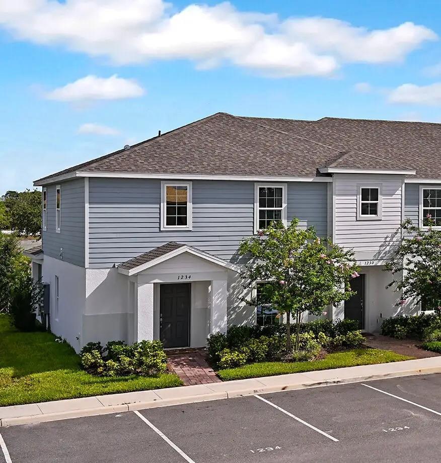 Photo of 1026 Sand Torch Circle, Davenport, FL 33837 (MLS # S5156715)