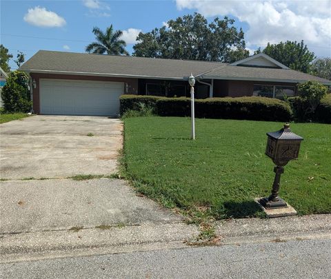 5533 45TH AVENUE N KENNETH CITY FL 33709
