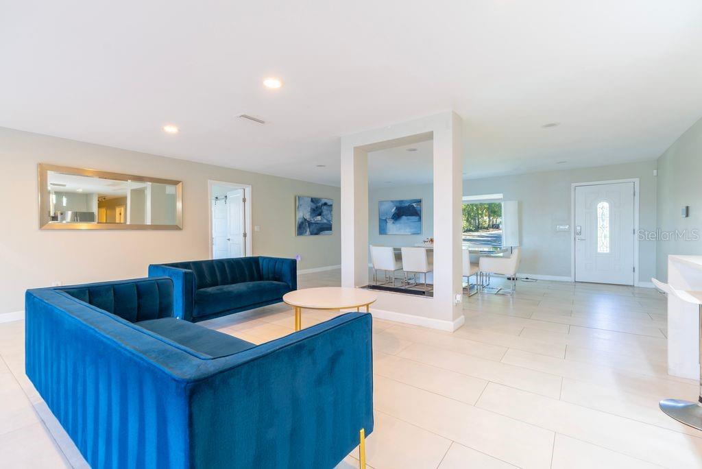 LAKE CANE SHORES - Residential