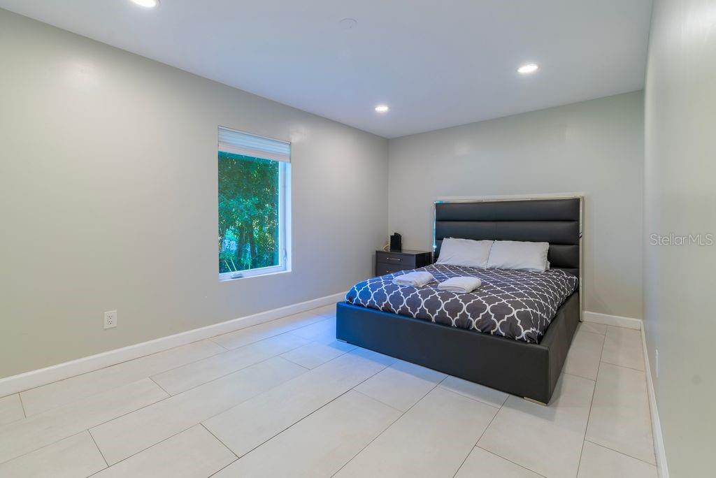 LAKE CANE SHORES - Residential