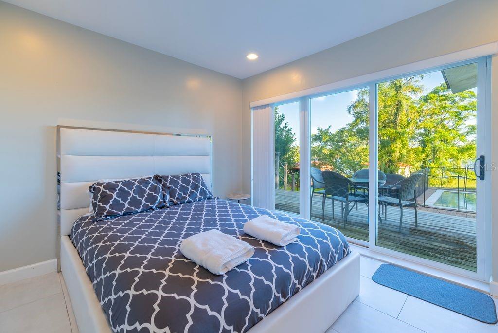 LAKE CANE SHORES - Residential