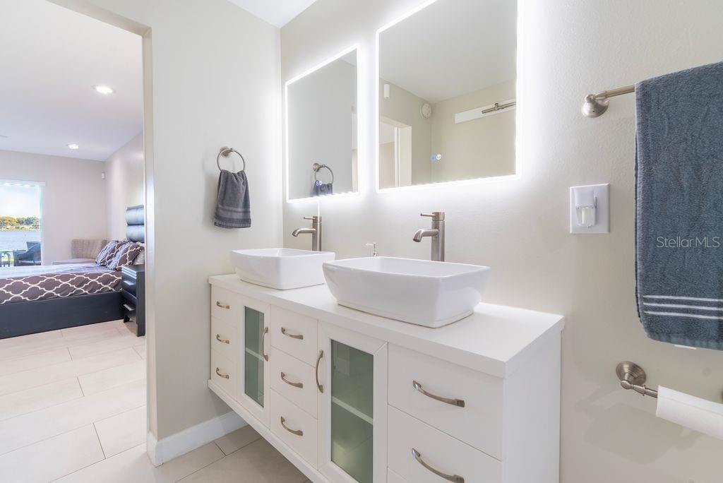 LAKE CANE SHORES - Residential