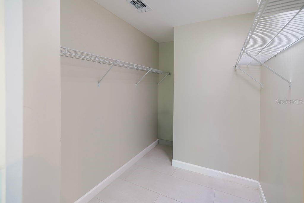 LAKE CANE SHORES - Residential