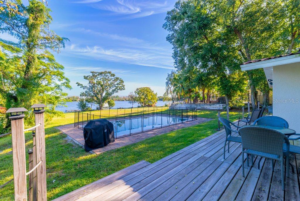 LAKE CANE SHORES - Residential