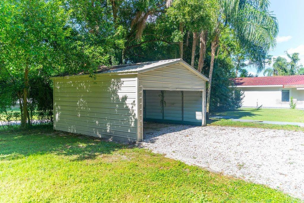 LAKE CANE SHORES - Residential