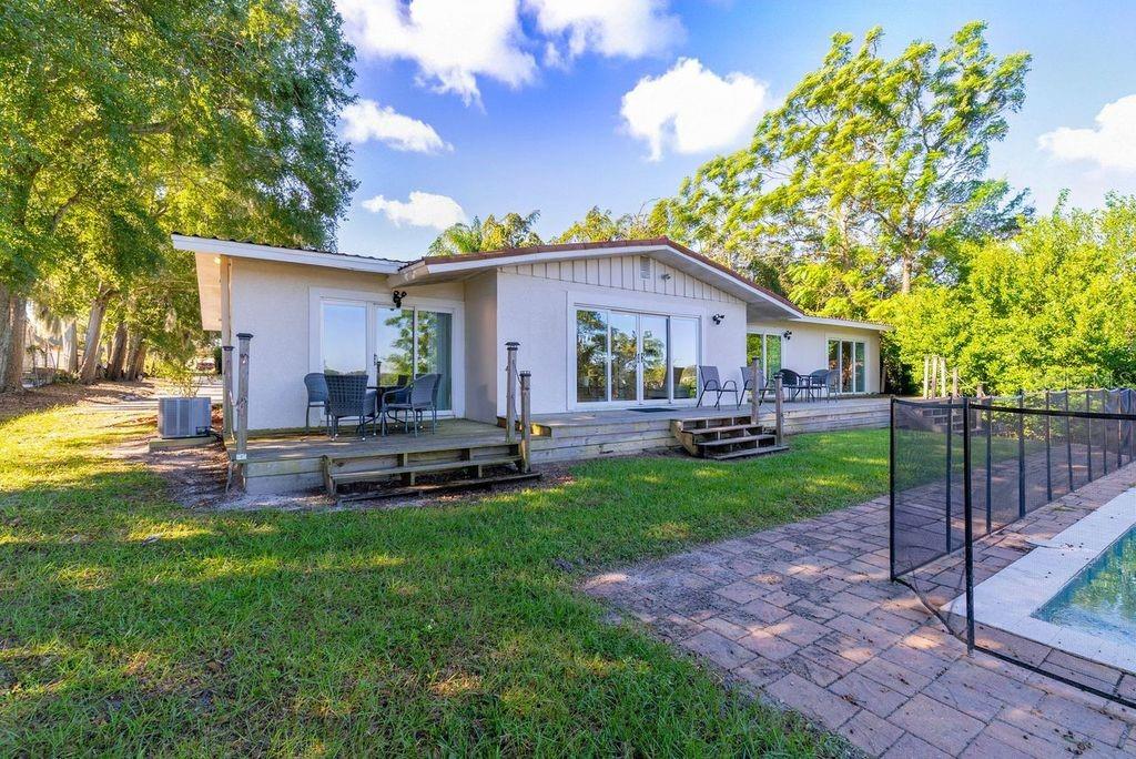 LAKE CANE SHORES - Residential