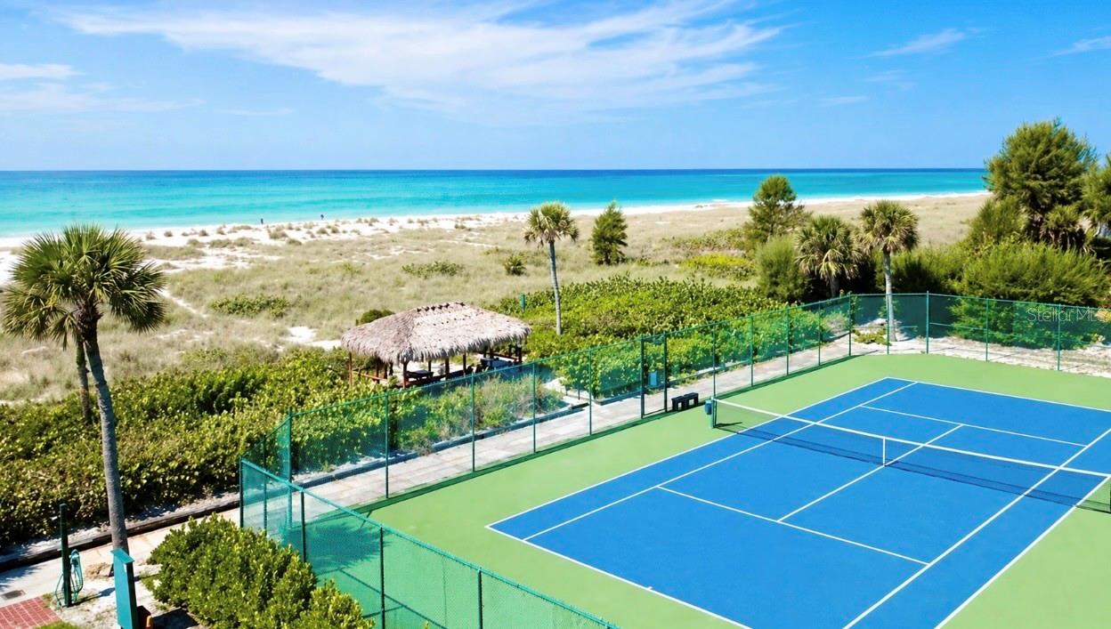 WHITNEY BEACH - Residential