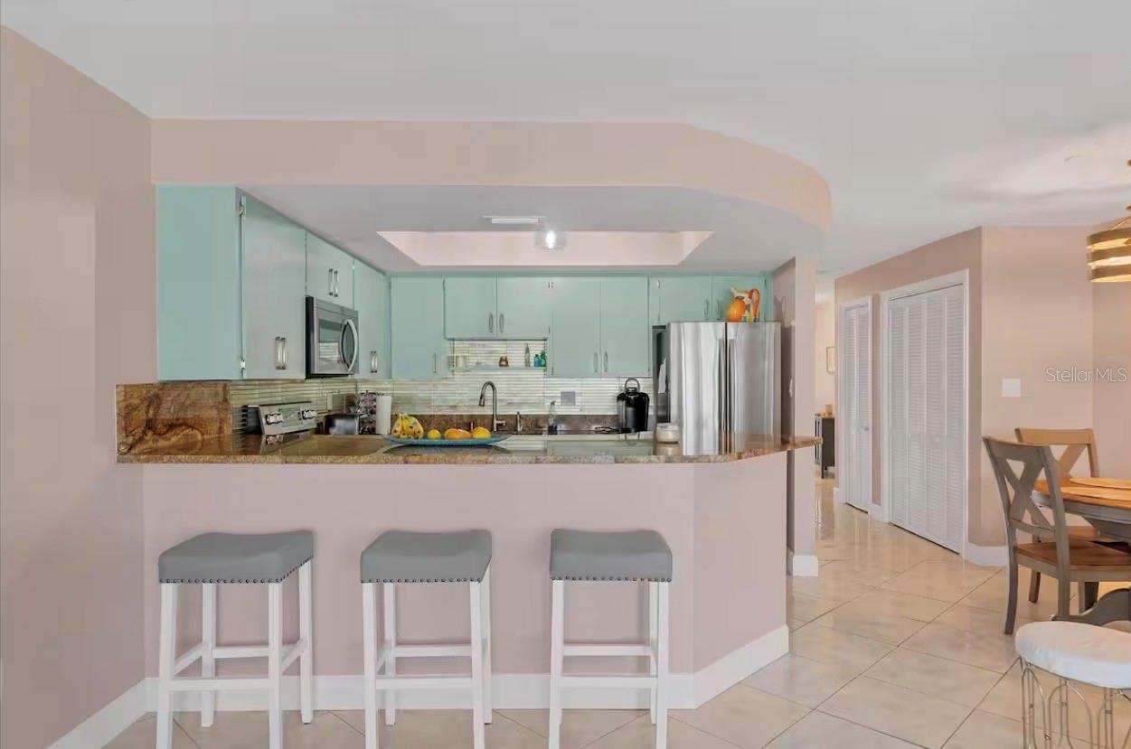 WHITNEY BEACH - Residential