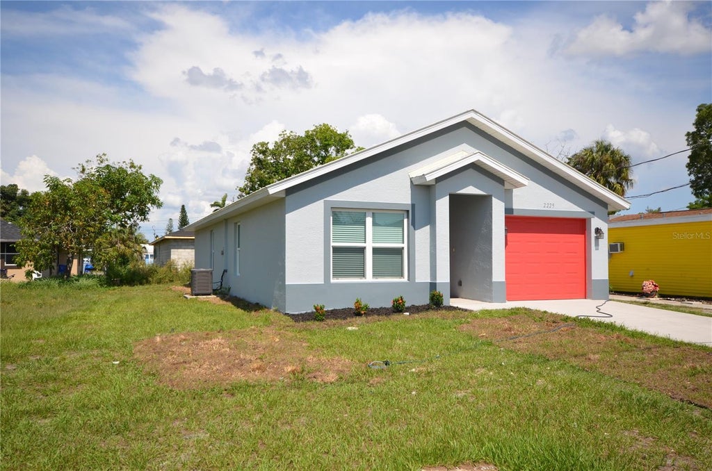 Photo of 2225 Carver Avenue, Fort Myers, FL 33916 (MLS # O6416086)