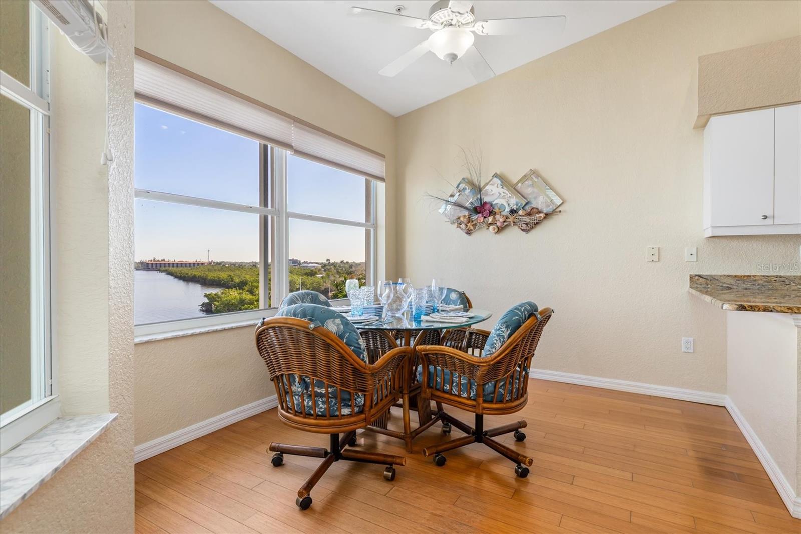 HARBOR WALK PH 03 - Residential