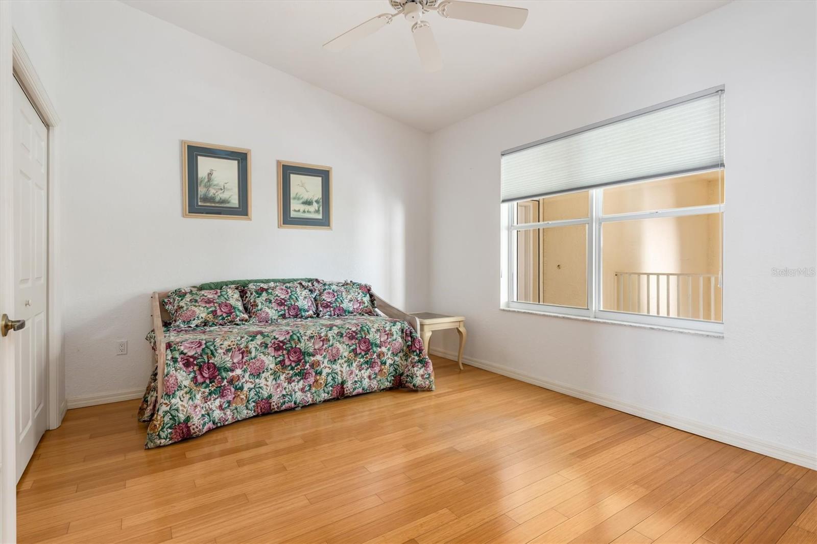 HARBOR WALK PH 03 - Residential