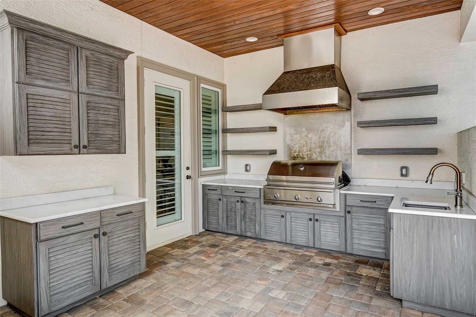 SAINT ARMANDS DIV JOHN RINGLING ESTATES - Residential Lease