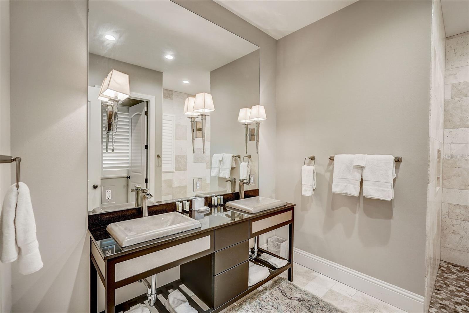 SAINT ARMANDS DIV JOHN RINGLING ESTATES - Residential Lease