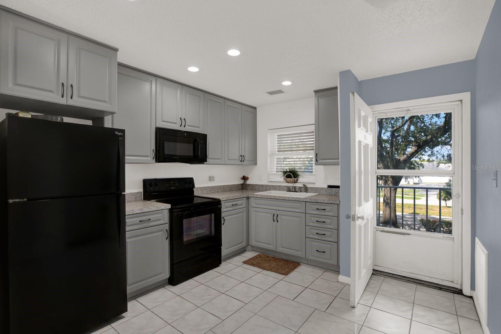 4939 FLORAMAR TERRACE 204