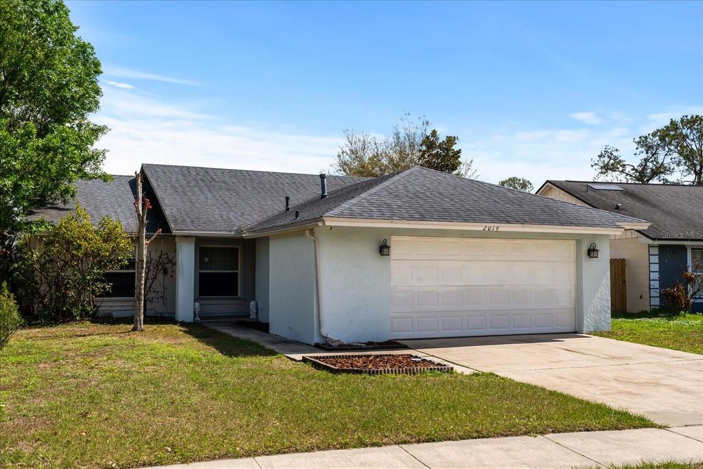 Photo of 2019 Paprika Drive, Orlando, FL 32837 (MLS # O6405583)