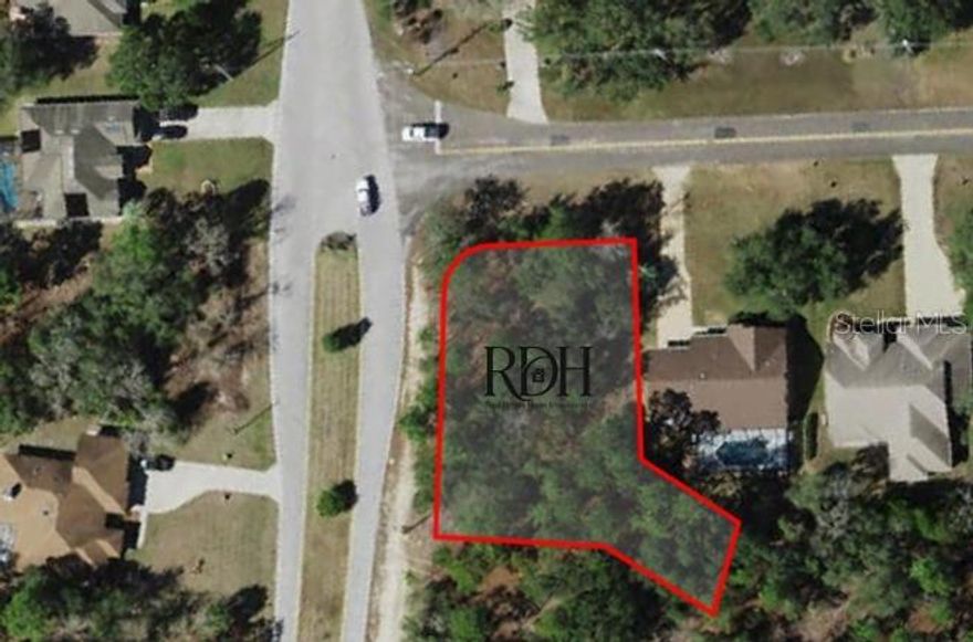 Oversized 0.44-Acre Lot in Sugarmill Woods – Cypress Village
Property Highlights: 0.44 acres (oversized lot – larger than standard)
Public water & sewer available
Electricity at the street
Flat, high & dry – ideal for construction
Paved road with high-value homes on both sides
Peaceful, deed-restricted golf course community
Not in a flood zone
About Cypress Village – Sugarmill Woods:
Master-planned golf course community with greenbelt privacy
Optional membership: Country Club with golf, tennis, pool & fitness center
Strong resale values and well-maintained neighborhood
Prime Location:
Direct access to a main road
Minutes to Homosassa Springs Wildlife State Park
Short drive to the Gulf of Mexico – boating, fishing & kayaking
Close to Publix, shopping, restaurants, medical centers, and schools
Quick access to US-19 and Suncoast Parkway (589) – easy commute to Tampa Bay
Build your dream home or invest in one of the fastest-growing and most desirable areas of Citrus County. This oversized lot offers the perfect combination of location, infrastructure, and long-term value.